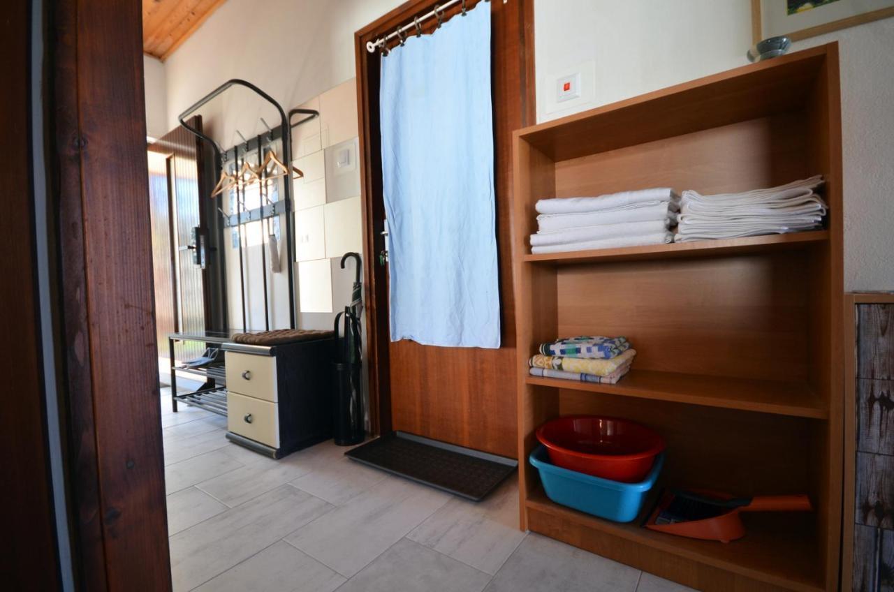 Blue Sky Apartment Примоштен Екстер'єр фото